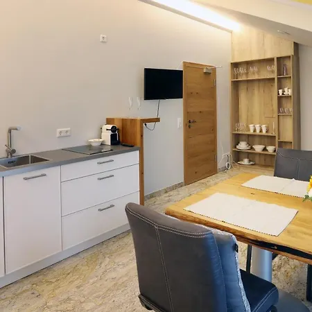 Inn Gaestehaus Alte Glaserei Neustadt an der Weinstraße