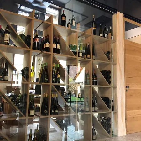 Gaestehaus Alte Glaserei イン 4*