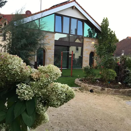 Gaestehaus Alte Glaserei イン 4*